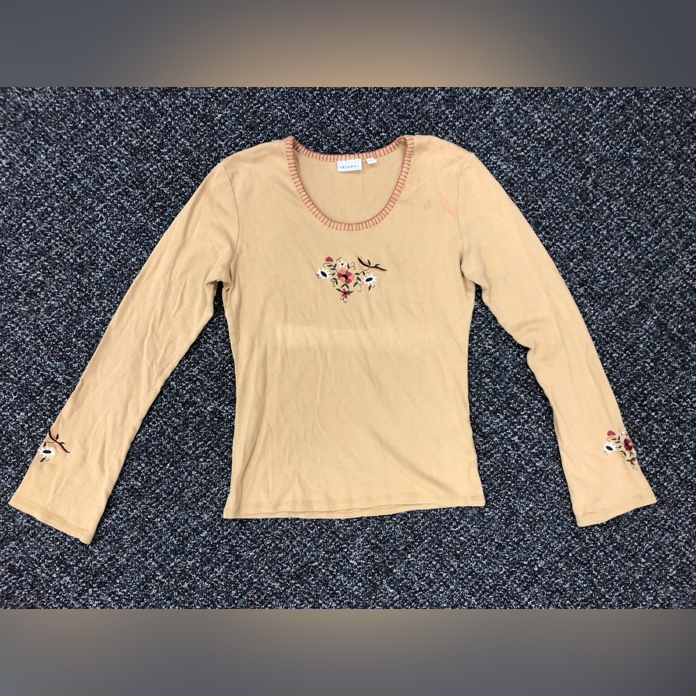Vintage Nevada Women’s Small Long Sleeve Shirt